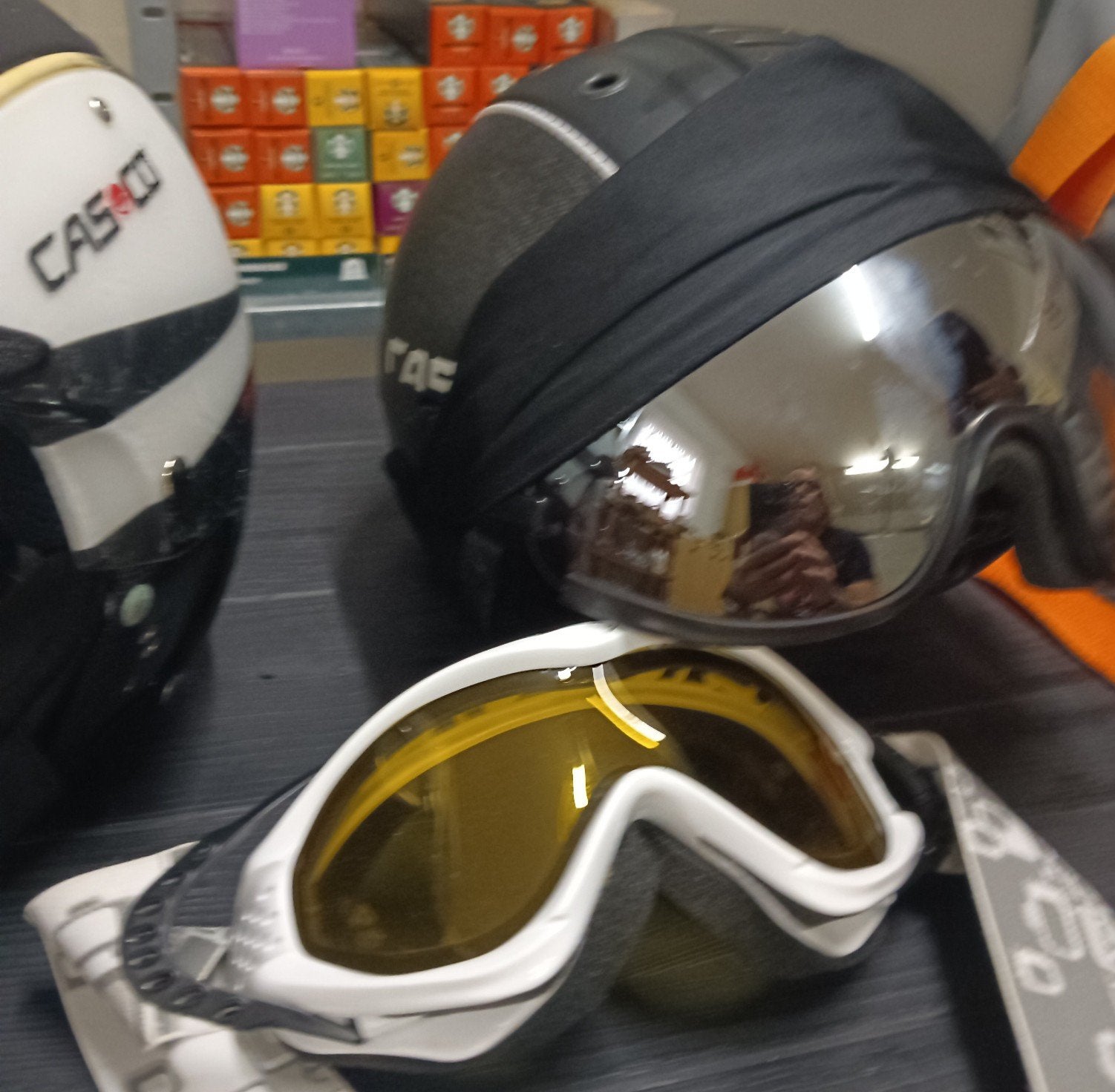 Casco skihelm met skibril - Gebruikt, Sport en Fitness, Gebruikt, Overige typen, Skiën, Minder dan 100 cm