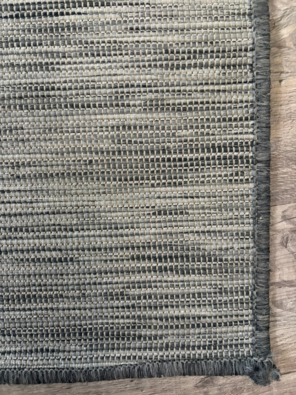 Binnenkleed of buitenkleed, Ophalen, Zo goed als nieuw