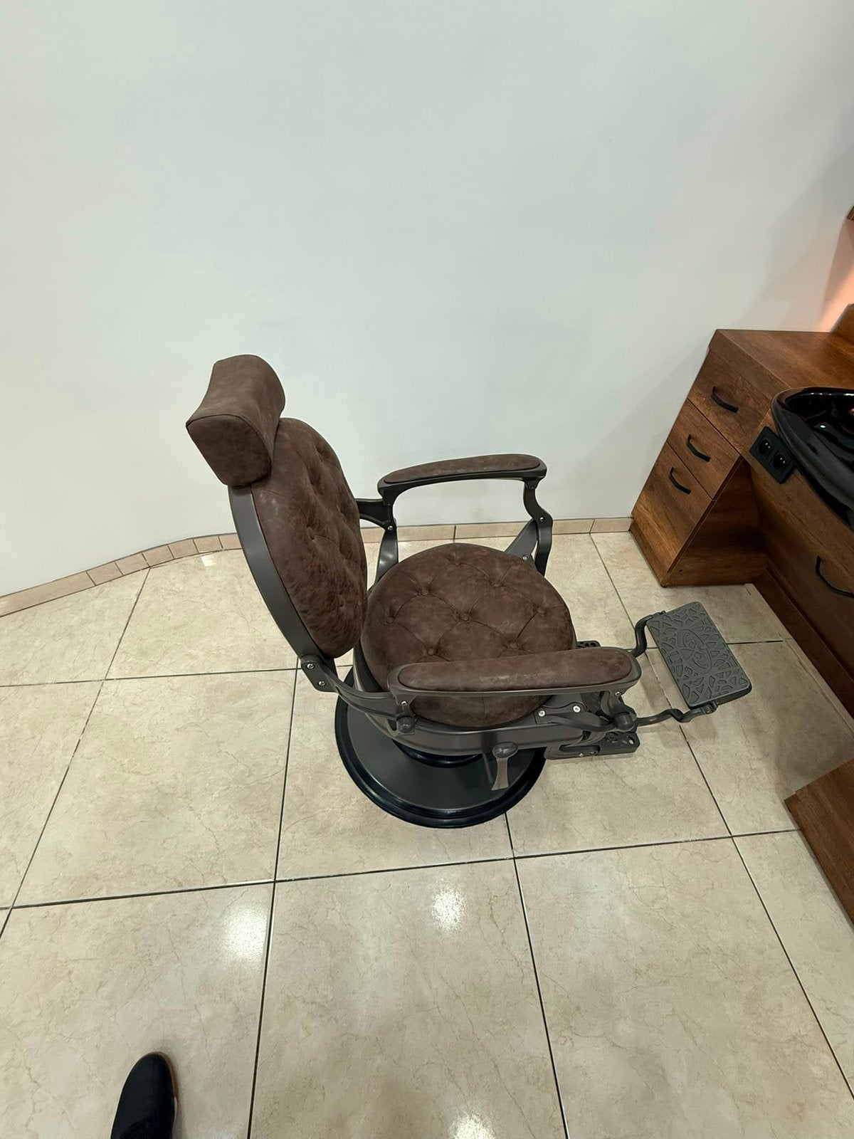 Kapper stoel, Huis en Inrichting, Stoelen, Ophalen of Verzenden, Nieuw, Eén