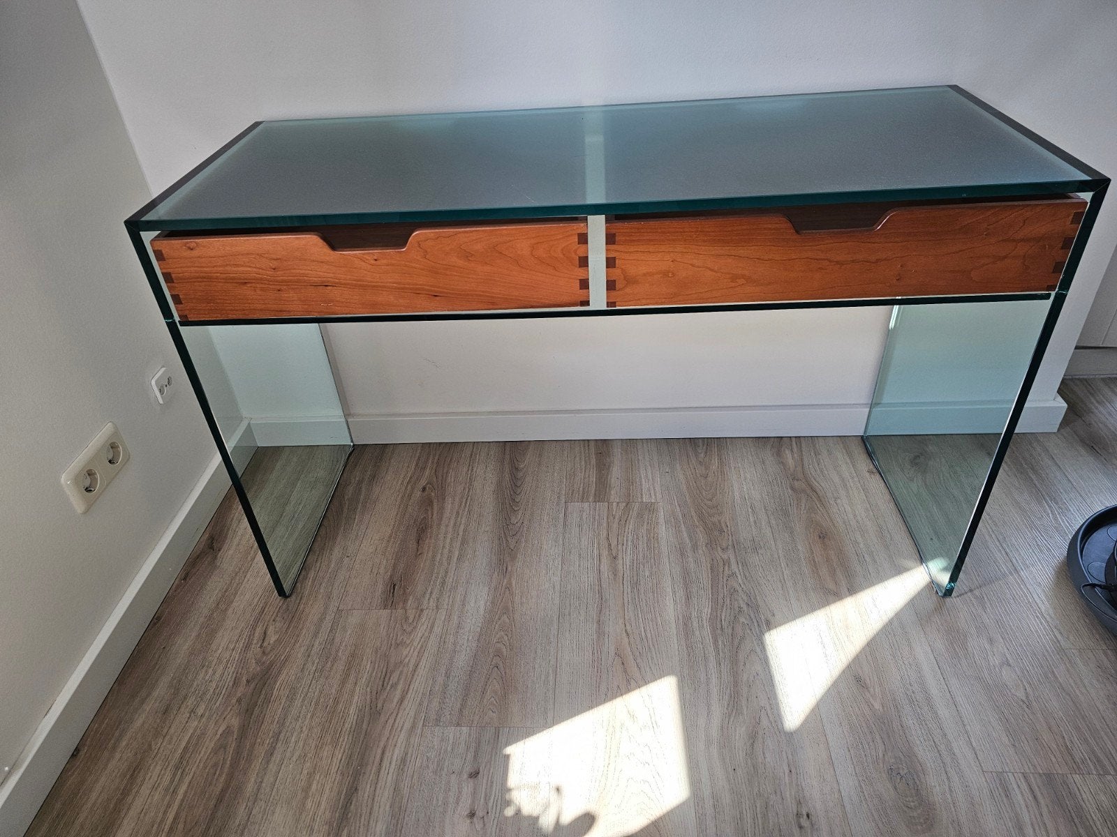 Design sidetable Dreieck, Ophalen, Gebruikt, 100 tot 150 cm, Glas