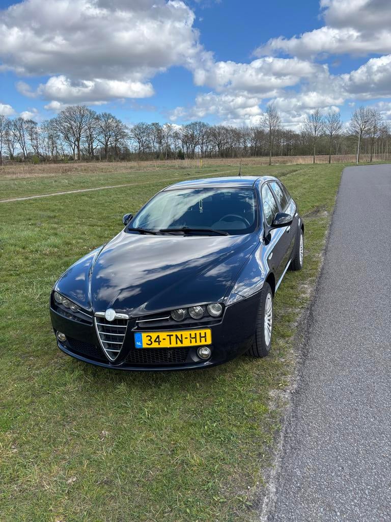 Alfa Romeo 159 1.8 MPI 103KW SW 2006 Zwart, Auto's, Alfa Romeo, 4 cilinders, 1796 cc, Zwart, Origineel Nederlands