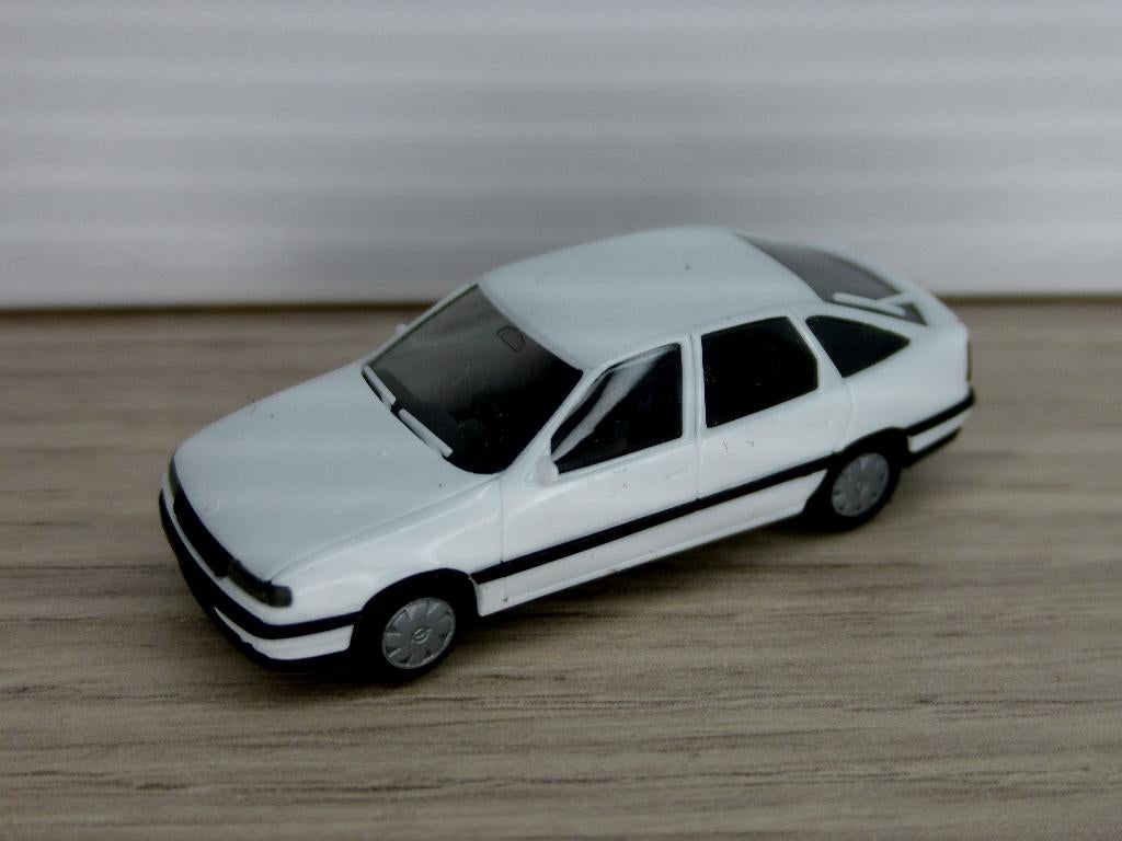 Wiking 1/87 Opel Vectra GL, Hobby en Vrije tijd, Modelauto's | 1:87, Verzenden, Zo goed als nieuw, Auto, Wiking