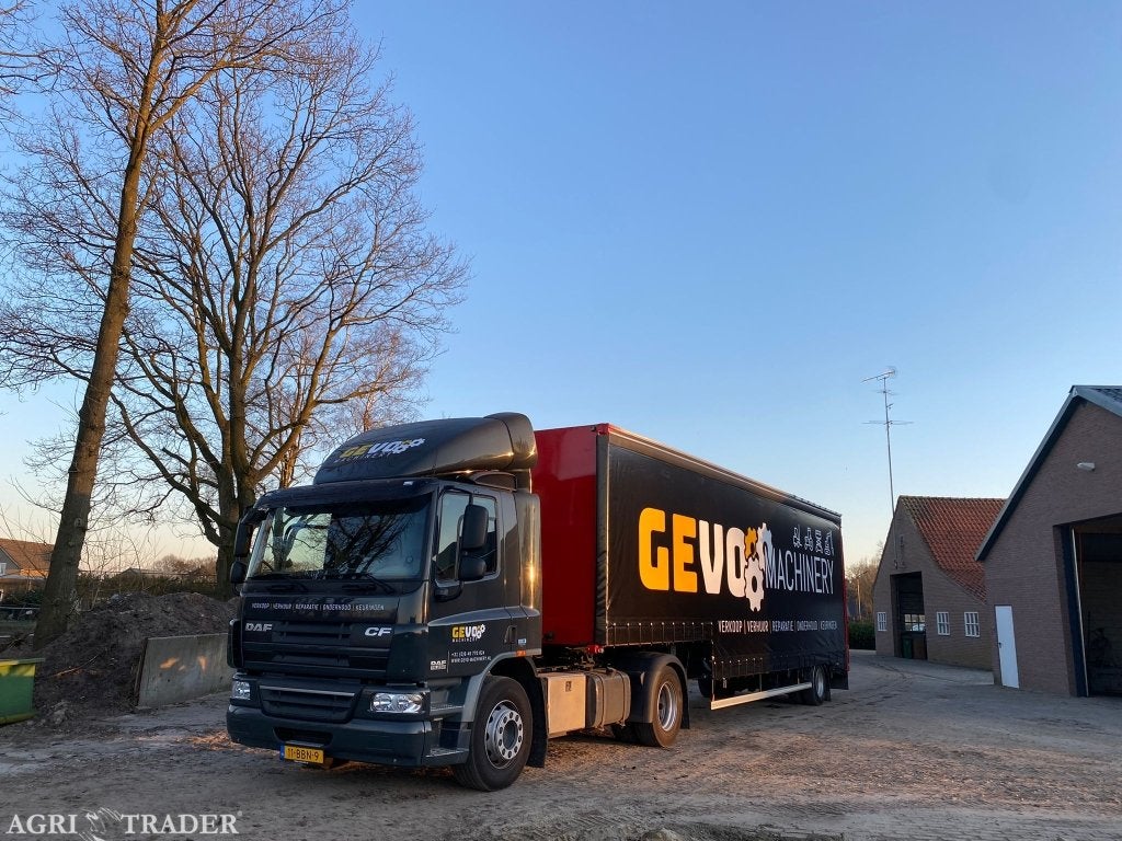 DAF CF 4x2 SLECHTS 70.000km! Nooteboom semi dieplader, Automaat, Euro 5, Zwart, Diesel