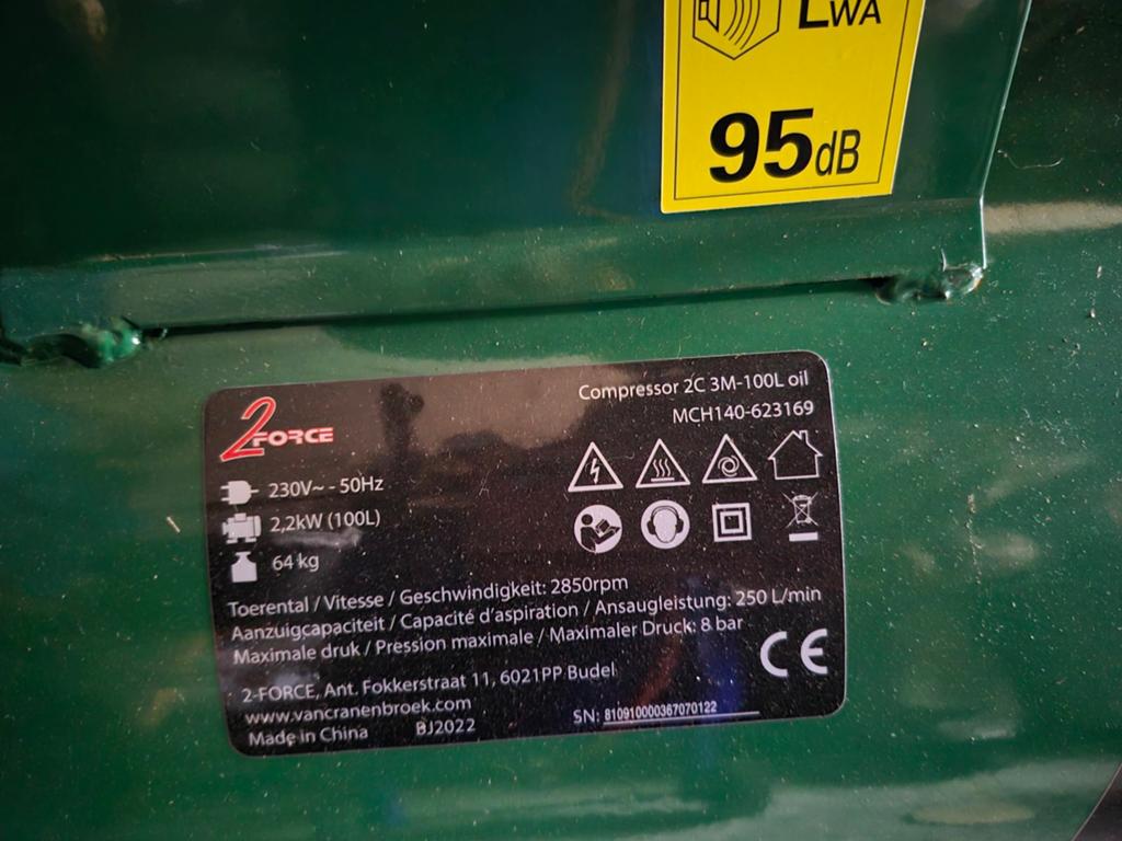 Compressor nieuw, Doe-het-zelf en Verbouw, Compressors, 25 tot 100 liter, Ophalen, Nieuw, Minder dan 200 liter/min