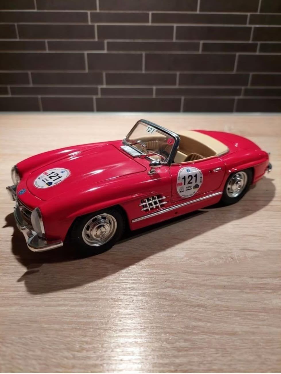 Bburago Mercedes 300 SL Roadster 1000 Miglia - in doos, Ophalen of Verzenden, Nieuw, Auto, Bburago