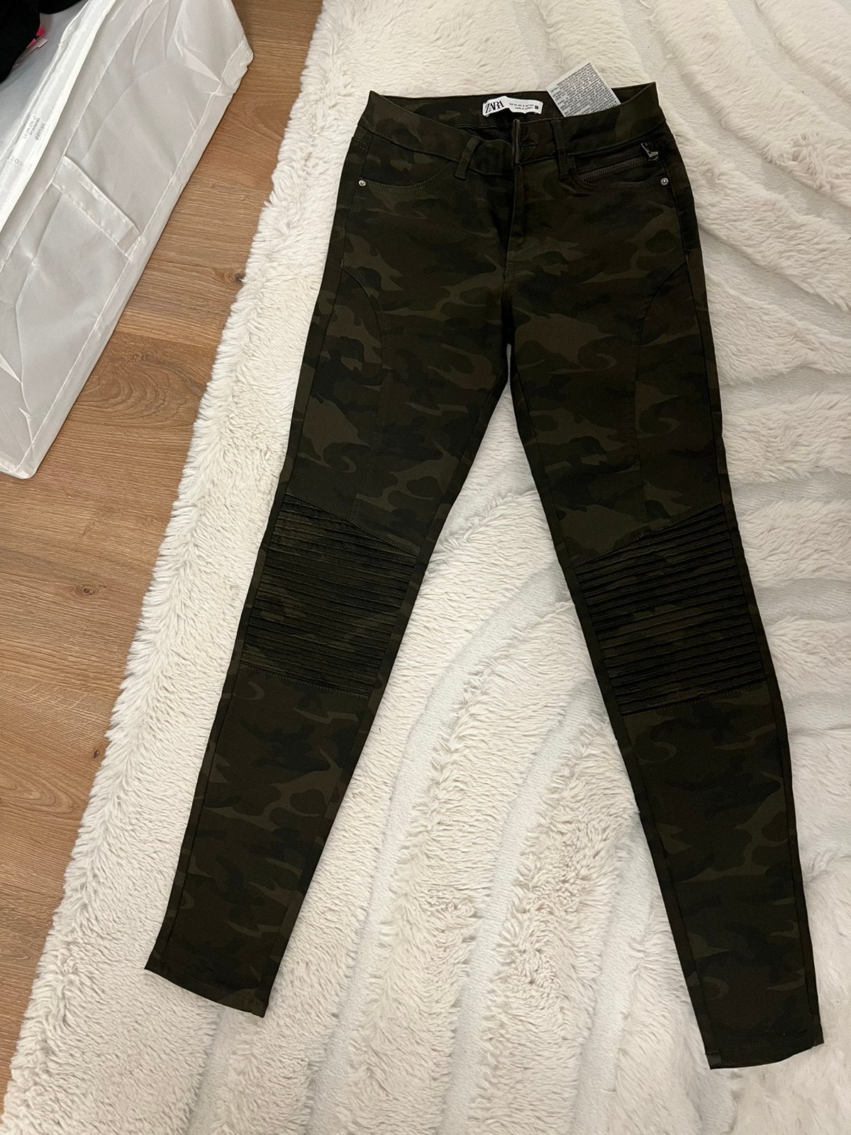 Legerbroek/ZARA/maat 34, Ophalen of Verzenden, Nieuw, Maat 34 (XS) of kleiner, Lang