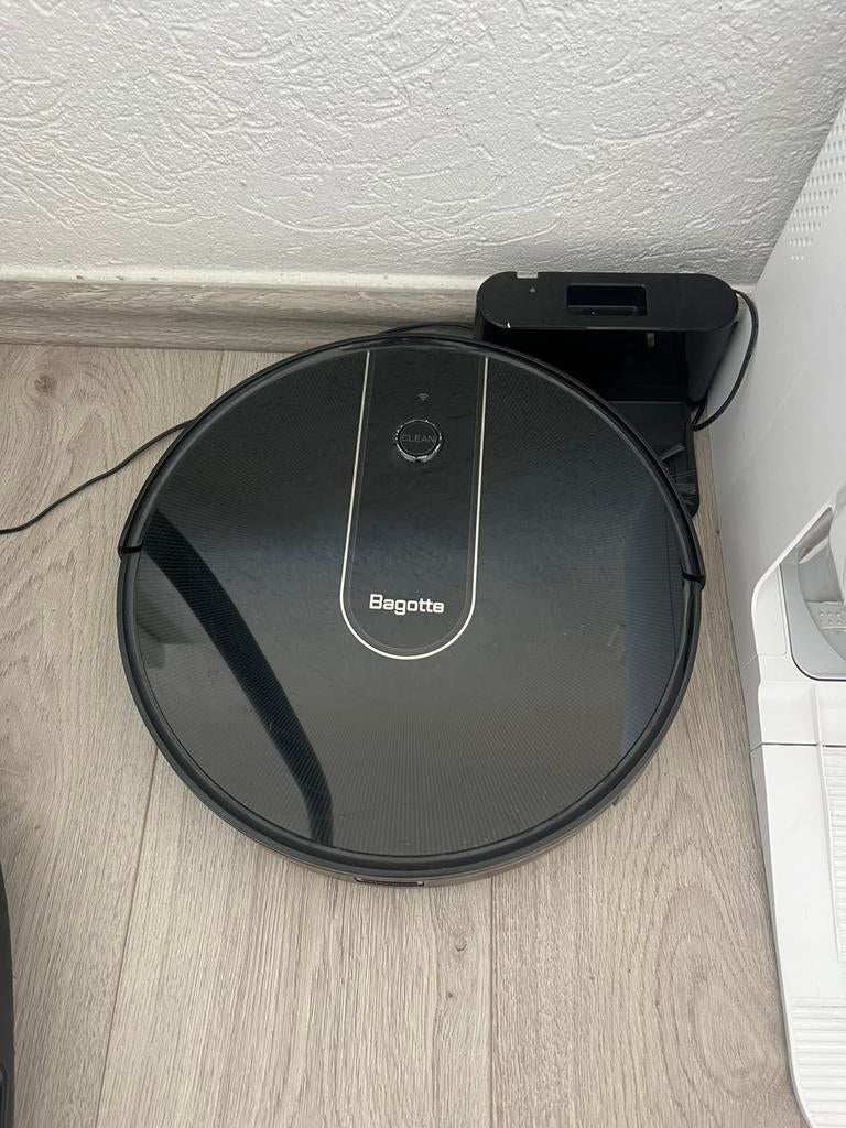 Bagotte robotstofzuiger – goed werkend – bieden, Witgoed en Apparatuur, Ophalen of Verzenden, Zo goed als nieuw, Robotstofzuiger