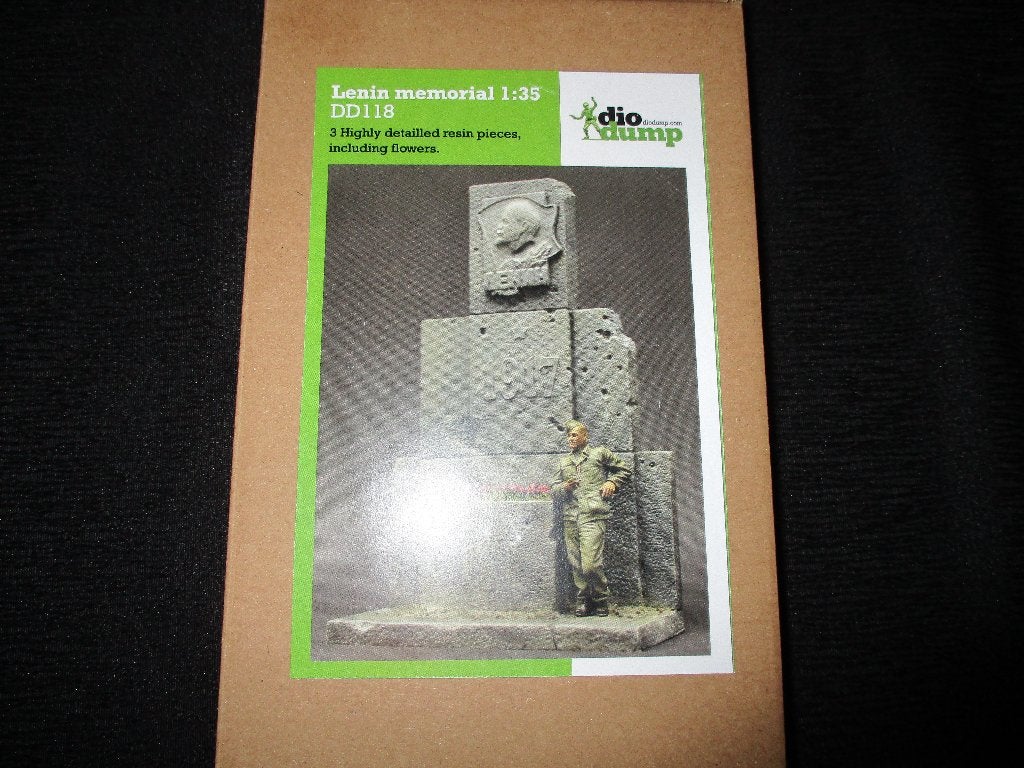 H-465,DIO DUMP 1-35,NO,DD118,Lenin memorial, Ophalen of Verzenden, Nieuw, 1:35 tot 1:50