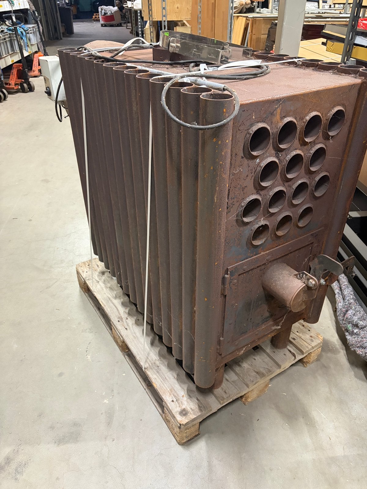 Werkplaats kachel 70 kw, Ophalen, Zo goed als nieuw, Hout, Houtkachel