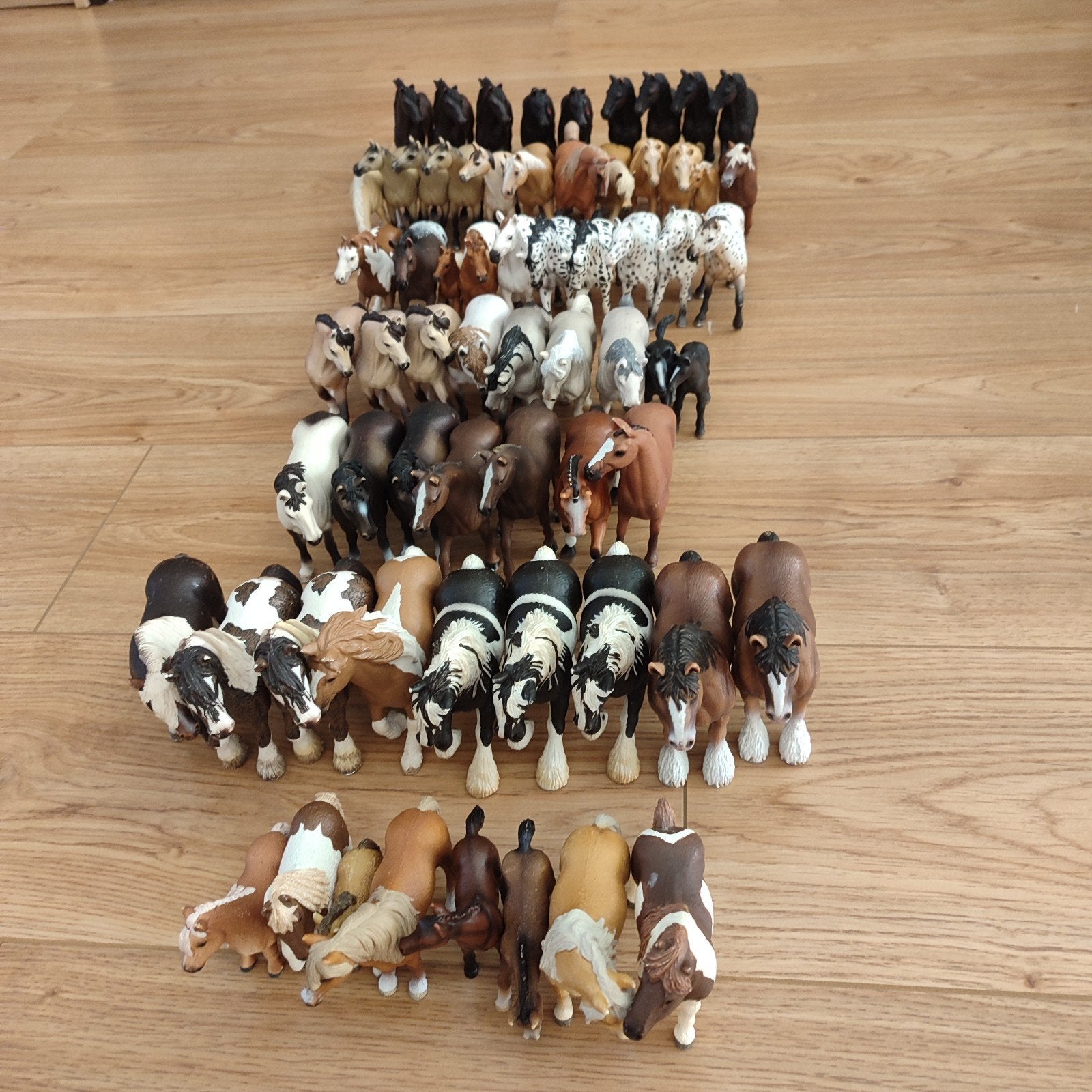 64x Schleich paarden, pony's en veulentjes, Ophalen of Verzenden