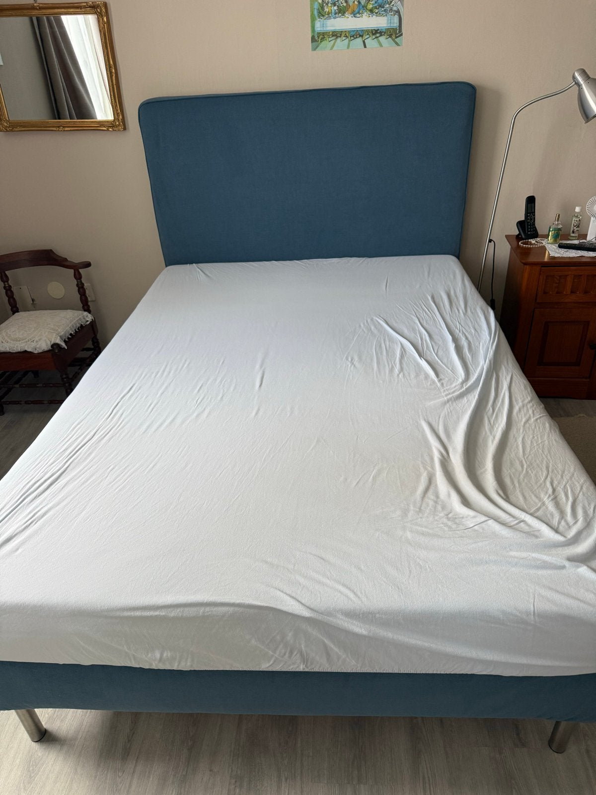 Tweepersoonsbed 140x200 cm met matras - Zo goed als nieuw, Ophalen, Blauw, Tweepersoons, 140 cm