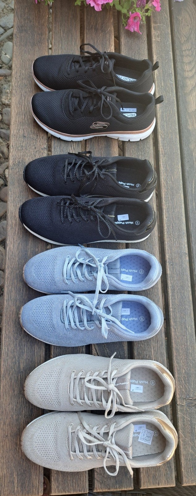 3x Hush Puppies. 1x Skechers, Overige kleuren, Ophalen, Hush Puppies.   Skechers, Sneakers of Gympen