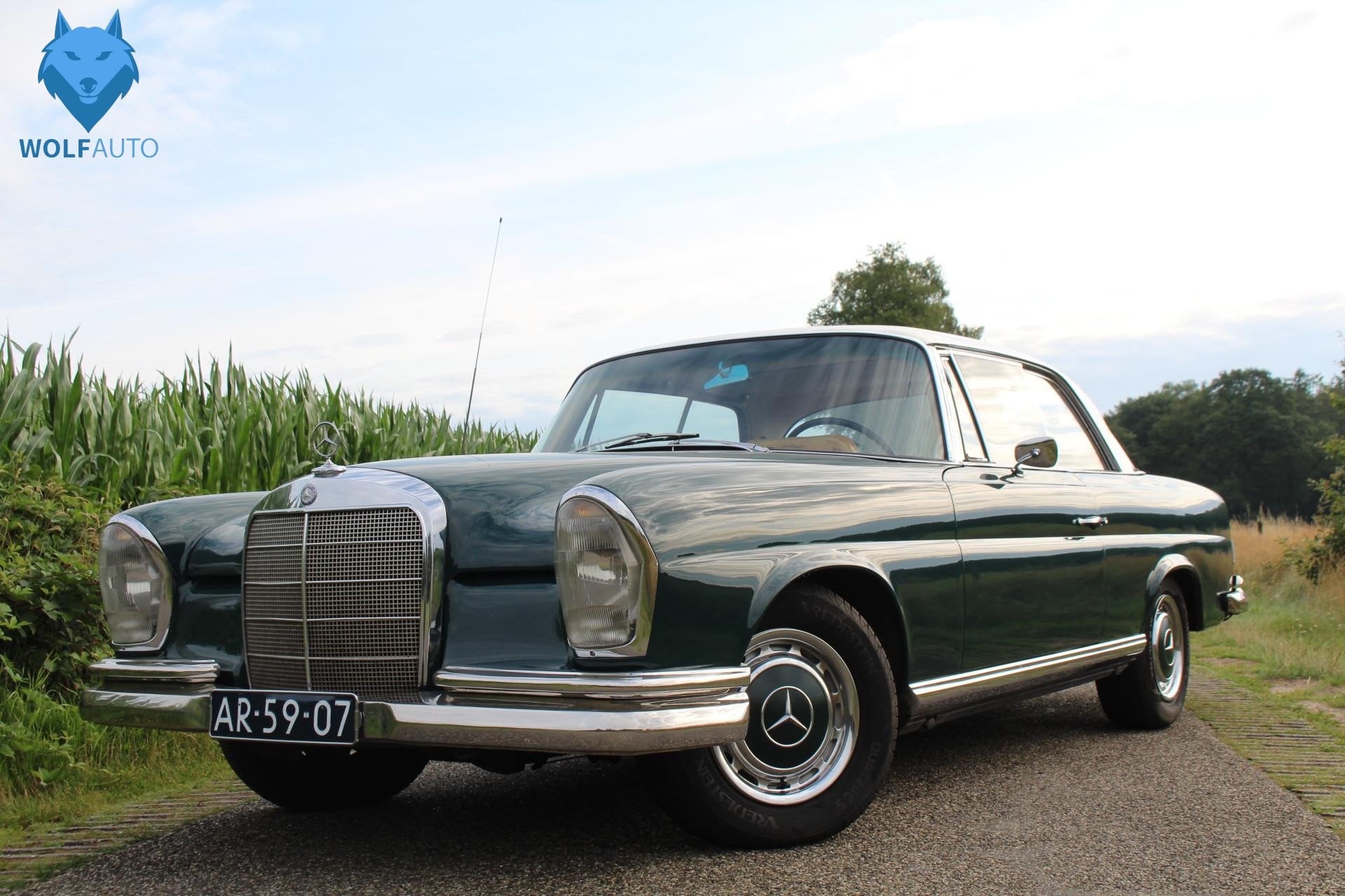 Mercedes-Benz 220 se 220 SE Coupe PRACHTIGE AUTO! STUURBEKRA, Auto's, Stof, 4 stoelen, Mercedes-Benz, 120 pk
