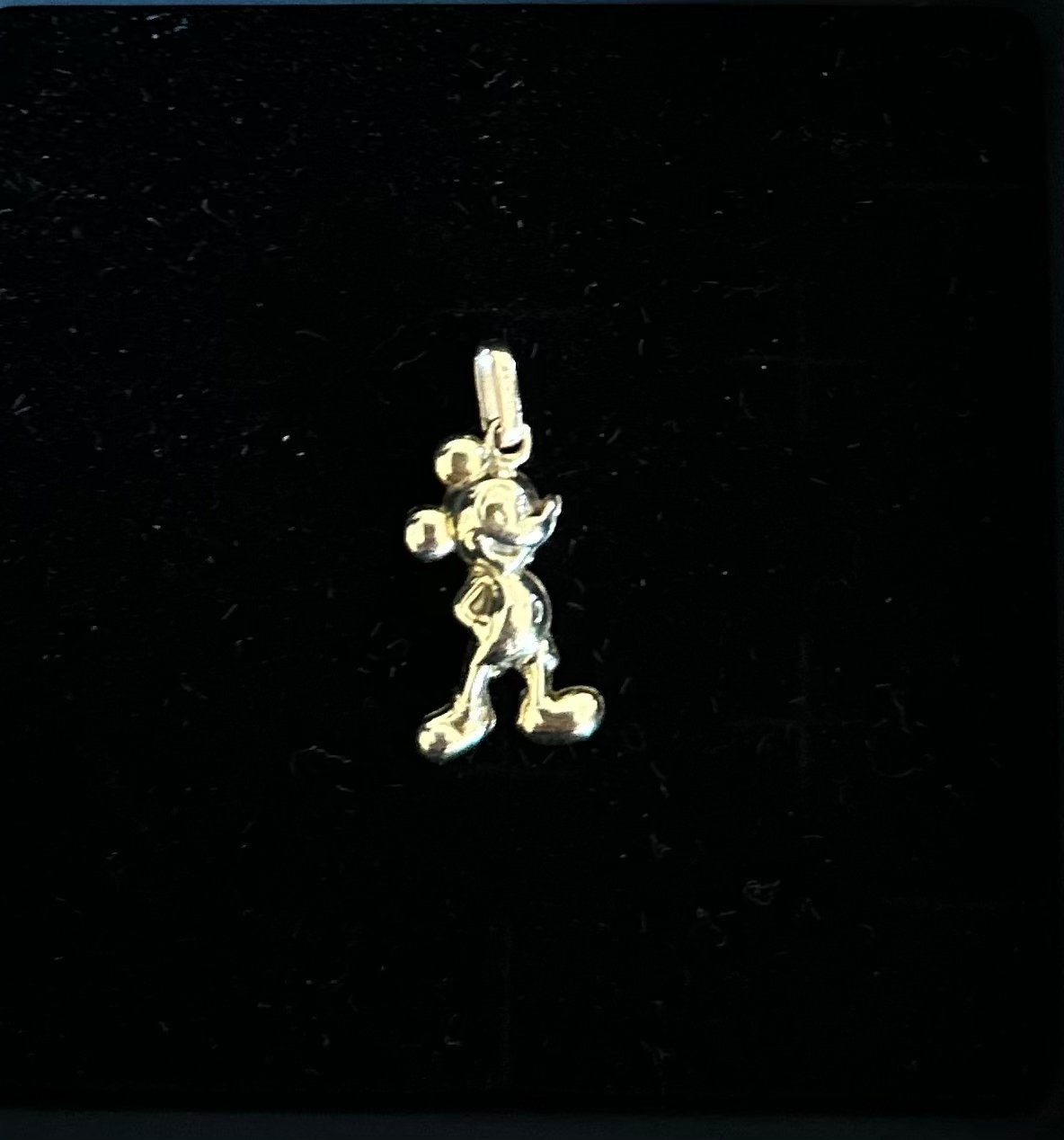 Mickey Mouse hanger 14 karaat goud Disney, Ophalen of Verzenden, Zo goed als nieuw, Goud, Overige voorstellingen