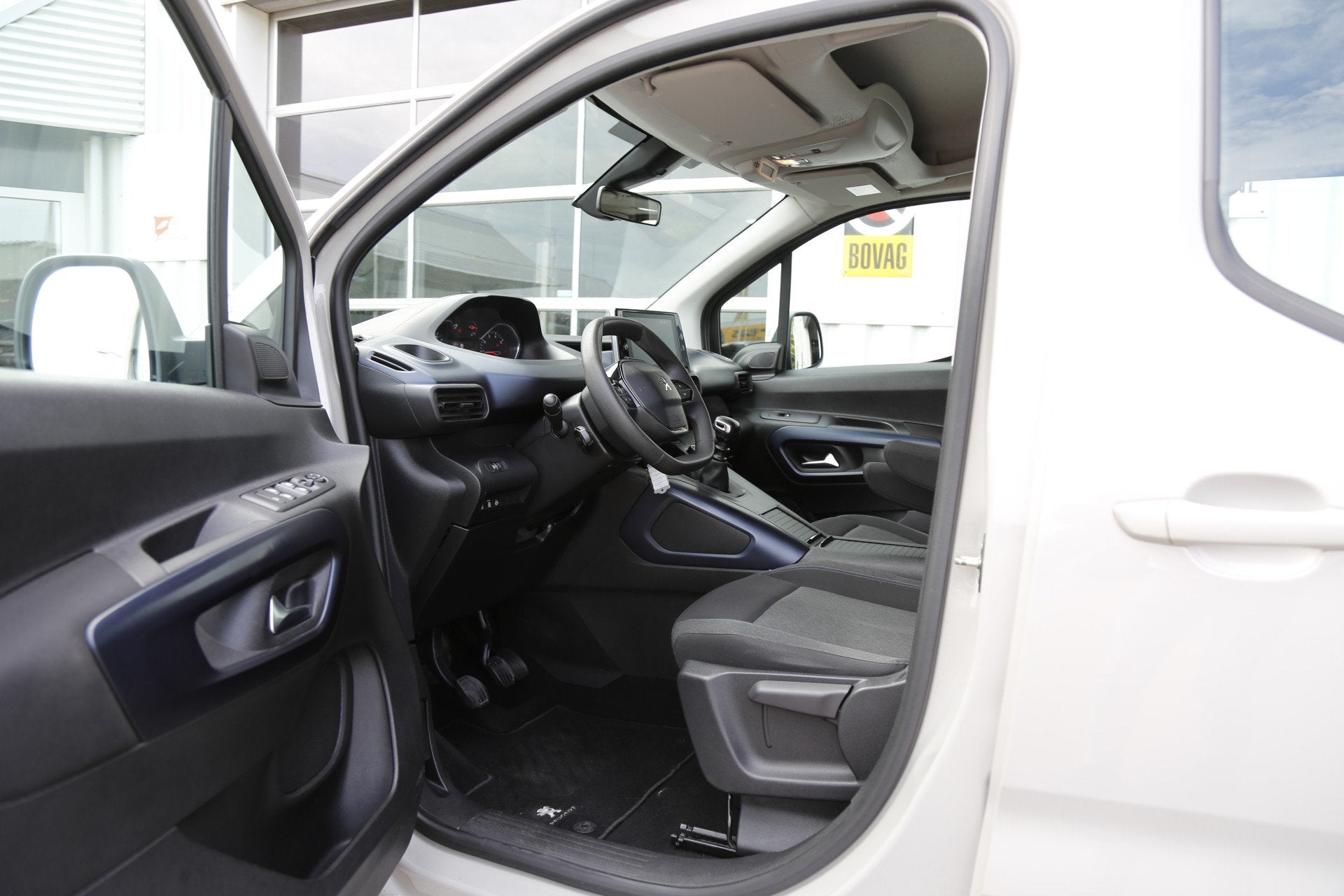 Peugeot Rifter 1.2 Puretech GT-Line 5P.*Perfect Onderh.*Trek, Voorwielaandrijving, 12 maanden, Gebruikt, 1199 cc
