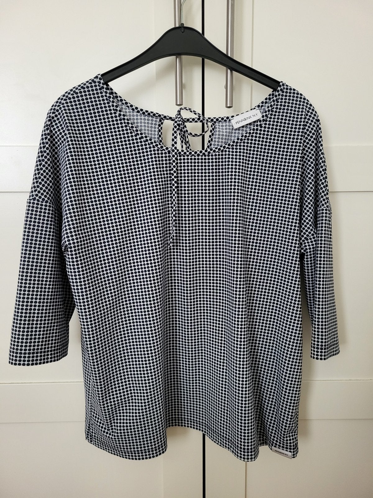 Penn & Ink top donkerblauwe stip travelstof maat 40 zgan., Maat 38/40 (M), Penn & Ink, Blauw, Ophalen of Verzenden