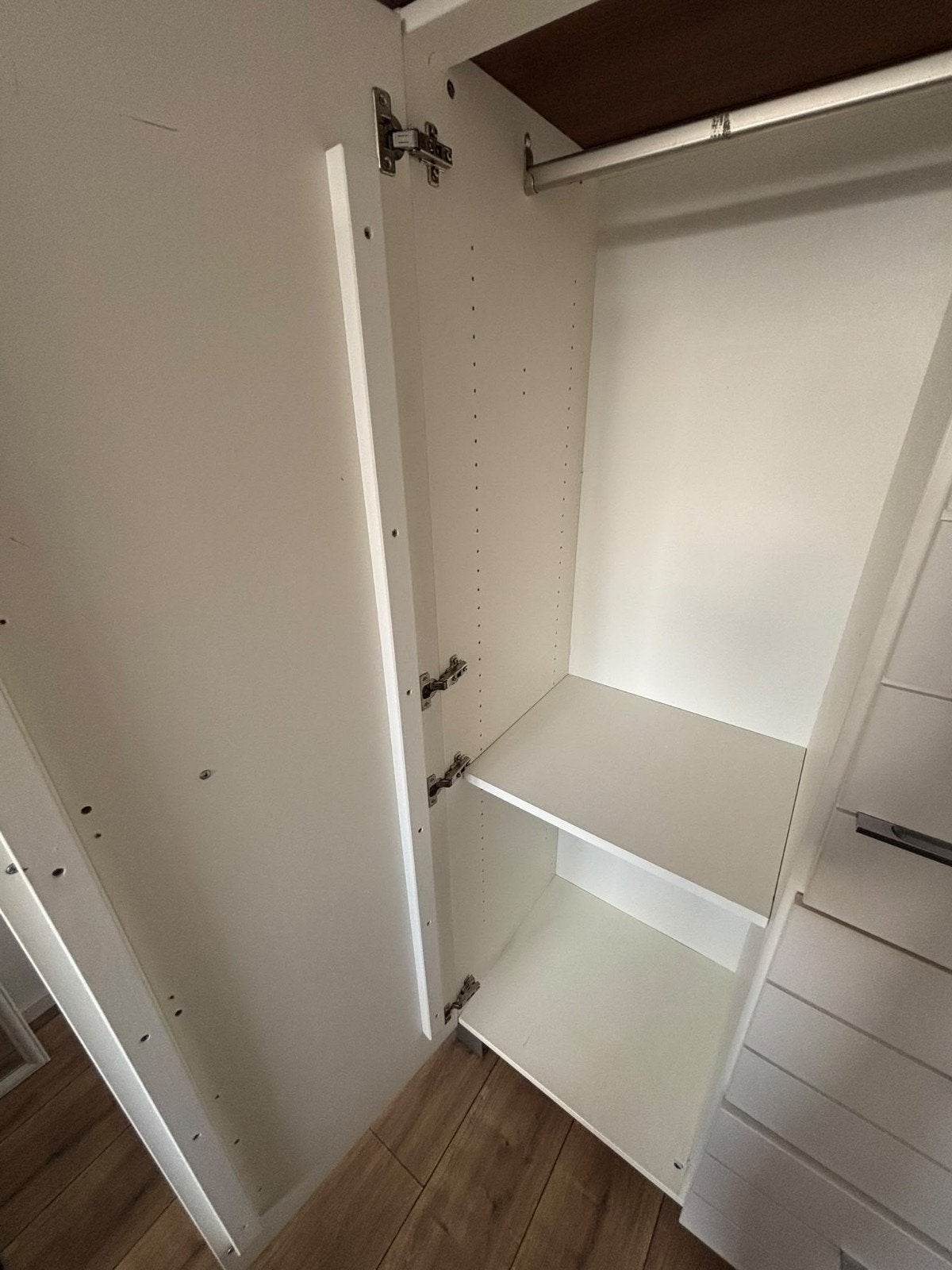 Foto 18 van Dressoir/Commode en Kledingkast - Wit