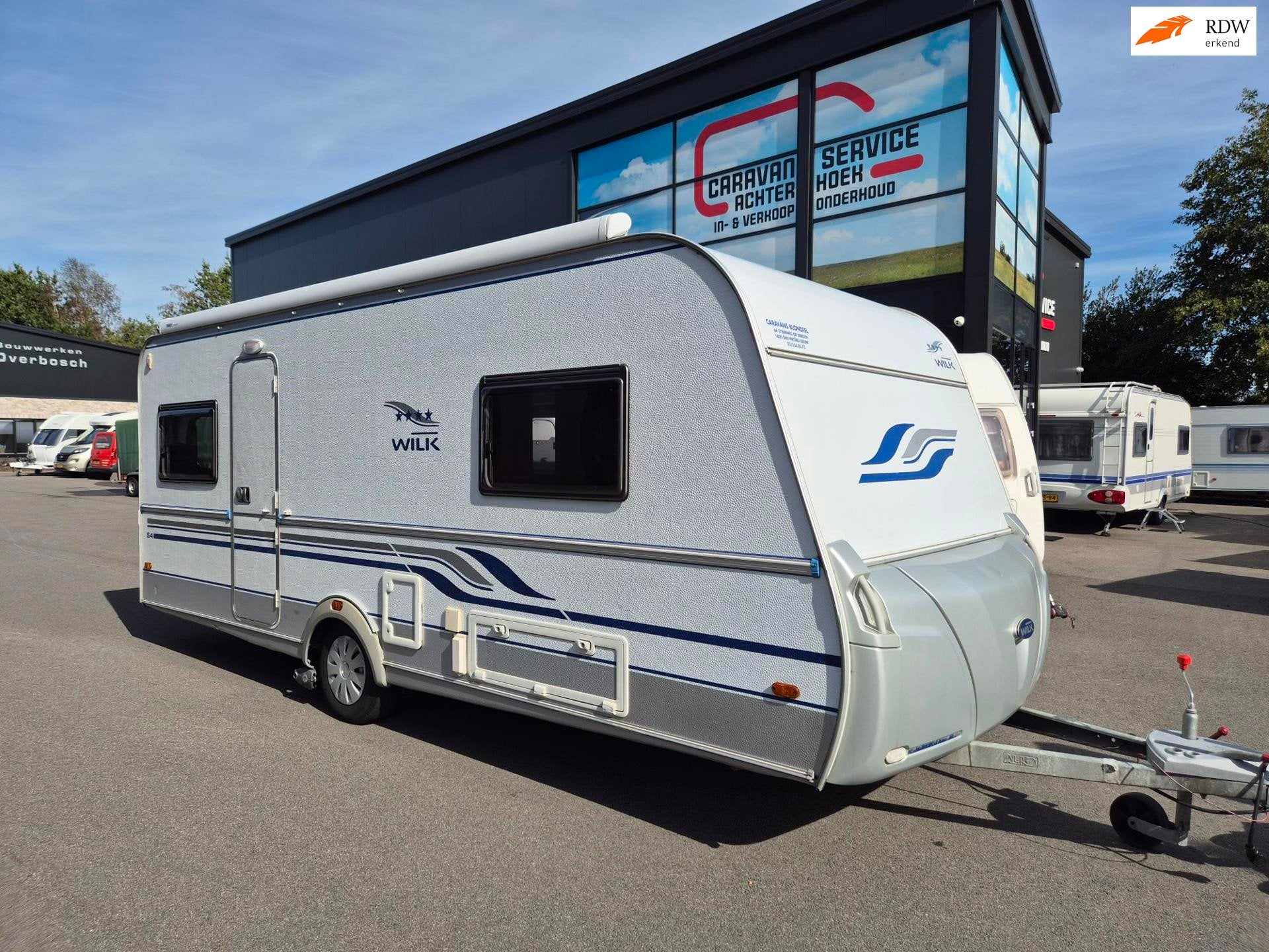 Wilk S4 530 EU Enkele bedden rondzit mover luifel TV 2e eig, Caravans en Kamperen, Rondzit, Bedrijf, 5 tot 6 meter, Wilk