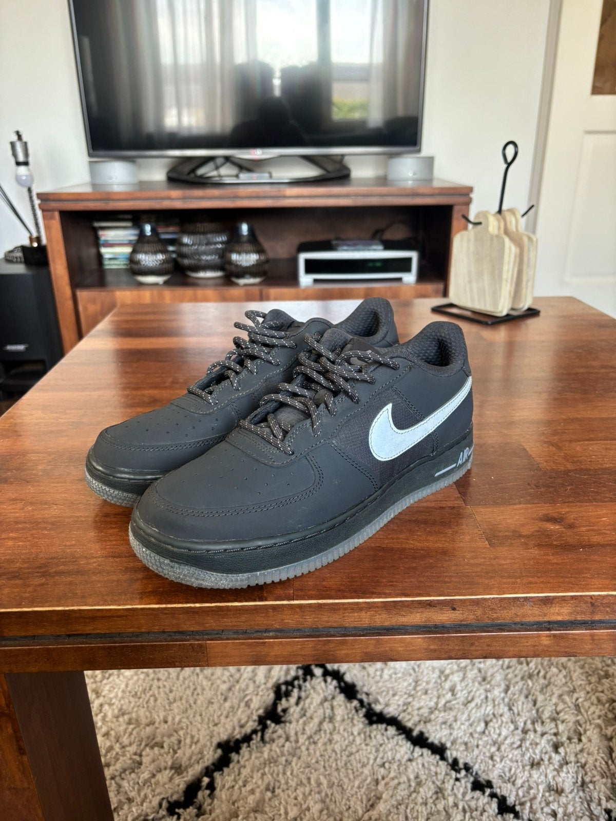 Schoenen en zaalvoetbalschoenen zeer goede staat, Ophalen of Verzenden, Zo goed als nieuw, Zwart
