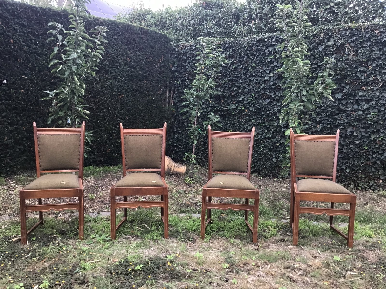 Set van 4 antieke houten stoelen met groene bekleding, Ophalen