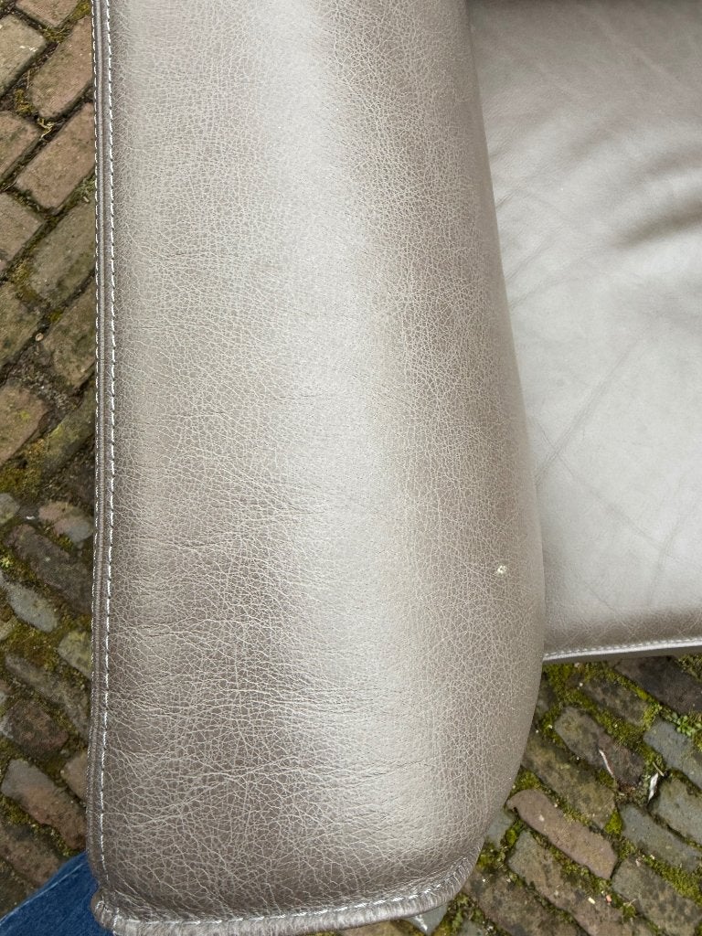 Gelderland 4800 Taupe leer fauteuil Henk Vos nieuwstaat, Ophalen, Hout, 75 tot 100 cm, Zo goed als nieuw