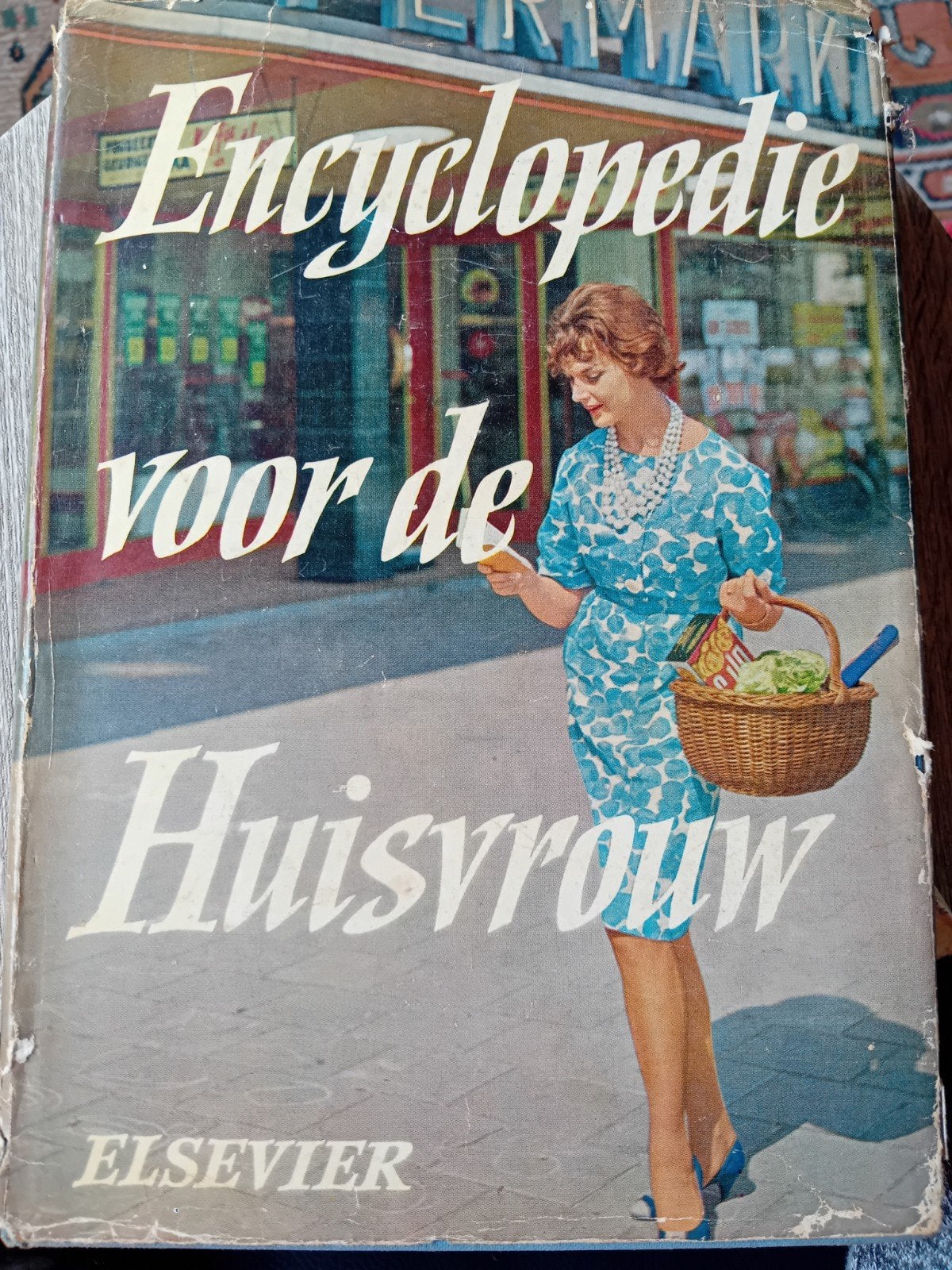 Elsevier Encyclopedie voor de Huisvrouw - Omslag beschadigd, Boeken, Ophalen of Verzenden