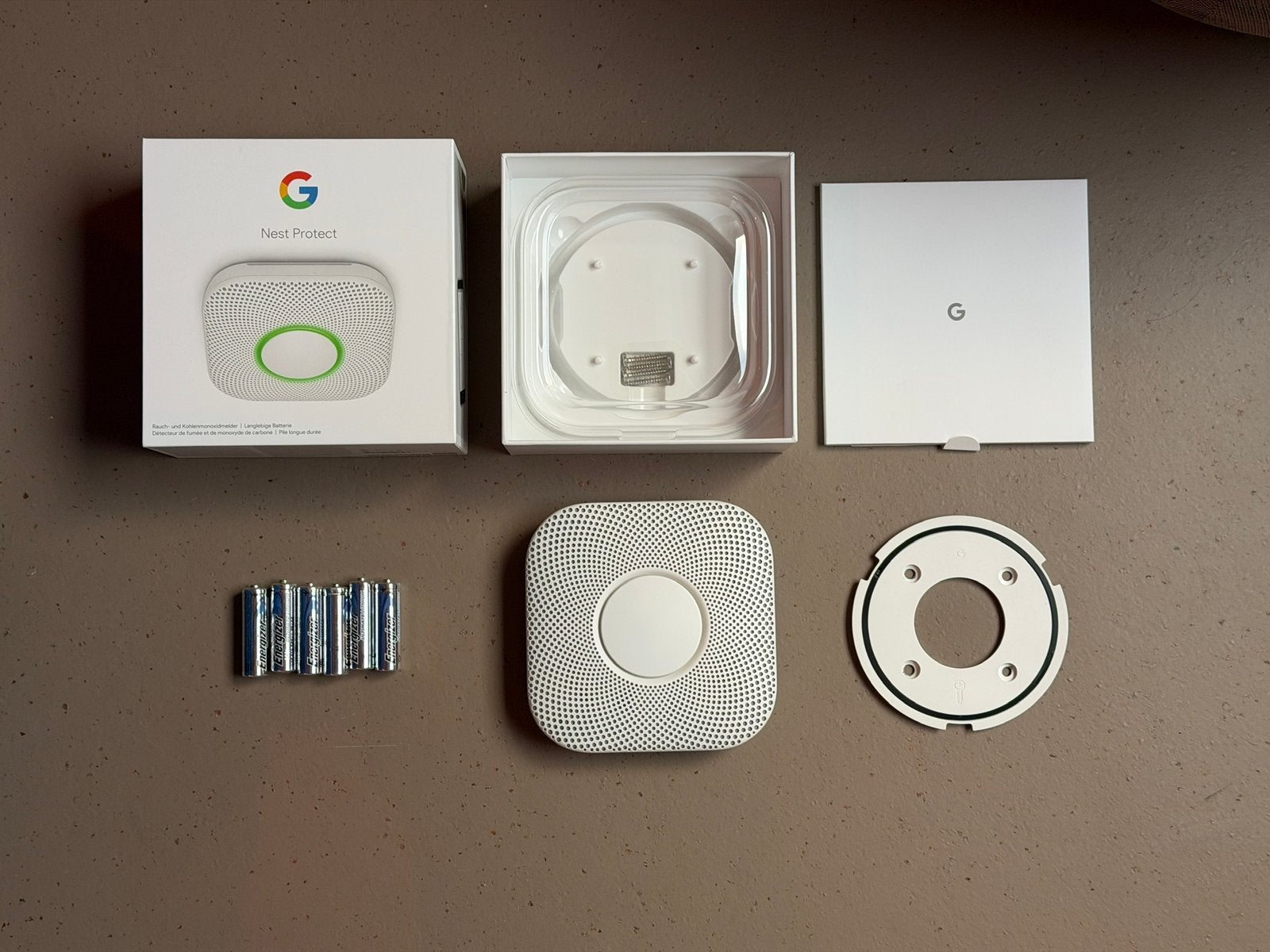 Nest Protect v2 Rook-en Koolmonoxidemelder (2032), Detector, Sensor of Melder, Ophalen of Verzenden, Zo goed als nieuw, Rook