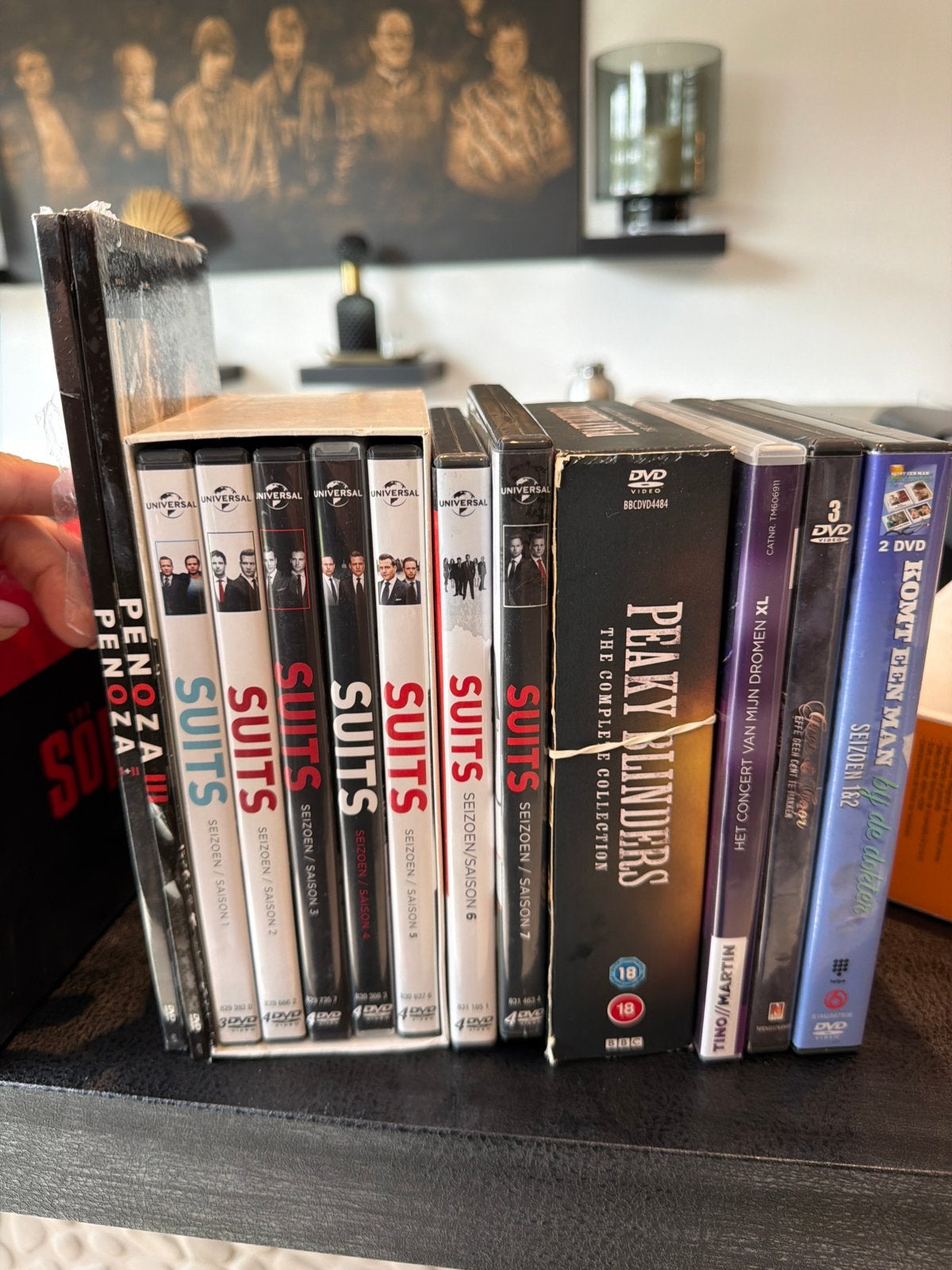 Grote collectie DVD's en muziek: Suits, Peaky Blinders, etc., Ophalen, Gebruikt, Vanaf 16 jaar, Seizoen 1