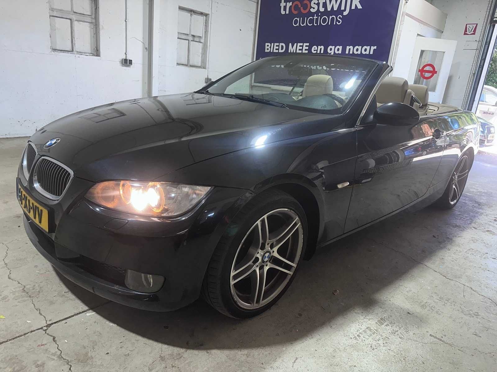 BMW - 3-serie Cabrio - 325i AUTOMAAT - 61-XJ-VV- 2007, Auto's, Achterwielaandrijving, Gebruikt, Cabriolet, 4 stoelen
