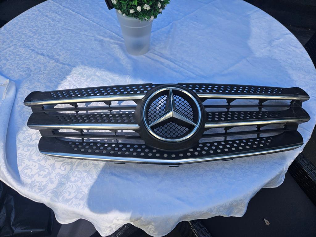 Gril hoofdsteunen en koelbox mercedes, Ophalen of Verzenden