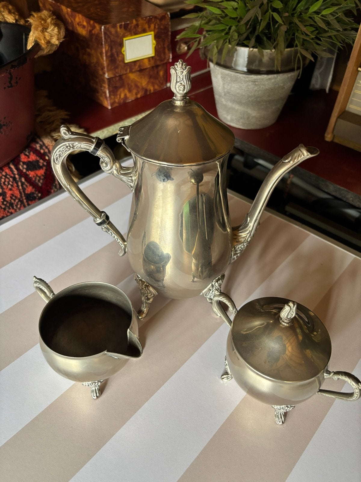 Antieke verzilverde theepot, melkkan en suikerpot set, Antiek en Kunst, Ophalen of Verzenden, Zilver