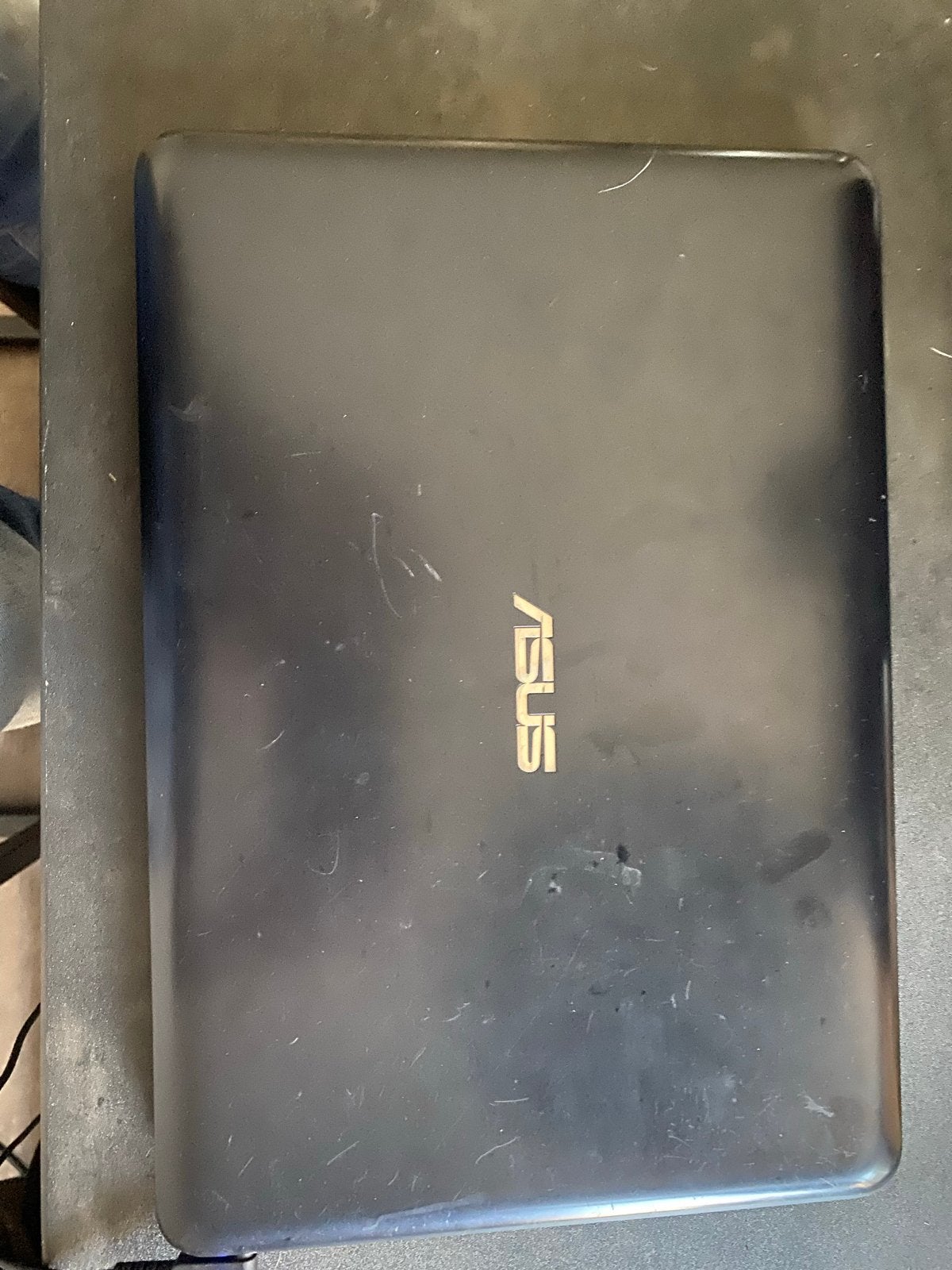 ASUS Laptop voor onderdelen (scherm defect), Computers en Software, Windows Laptops, Ophalen, Qwerty, Minder dan 2 Ghz, 14 inch