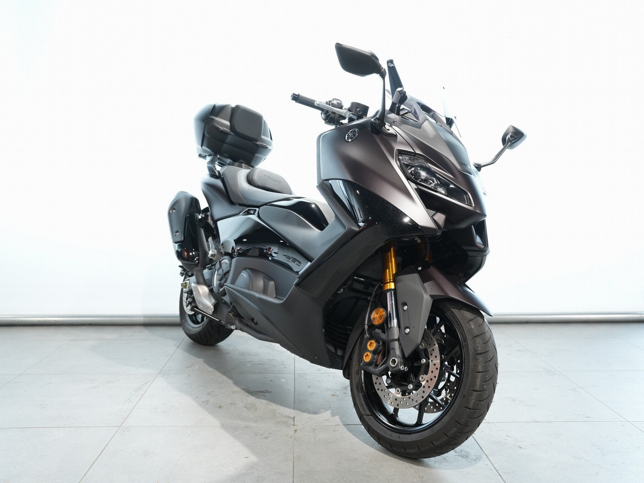 Yamaha T-MAX 560 TECH MAX (bj 2024), Motoren, Scooter, Klantenservice@yamaha-motor.nl, Koolhovenlaan 101
1119 NC  Schiphol-Rijk, NL