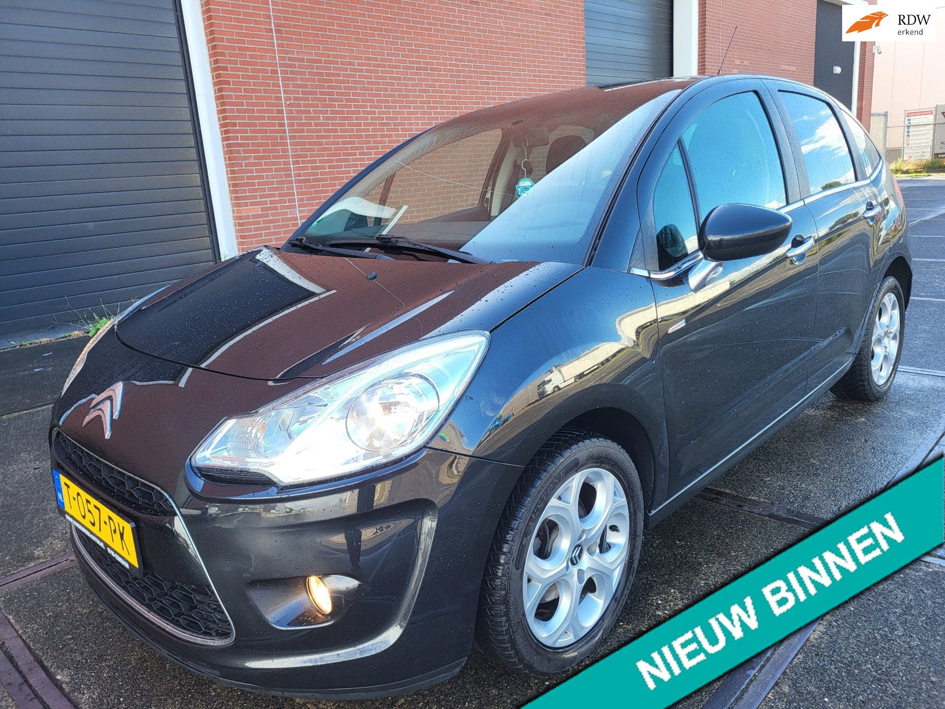 Citroen C3 1.6 VTi Exclusive AUTOMAAT, Auto's, Euro 5, Stof, Gebruikt, Zwart