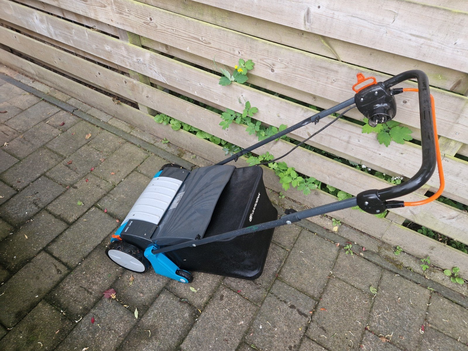 Gardena verticuteermachine, Tuin en Terras, Ophalen, Zo goed als nieuw