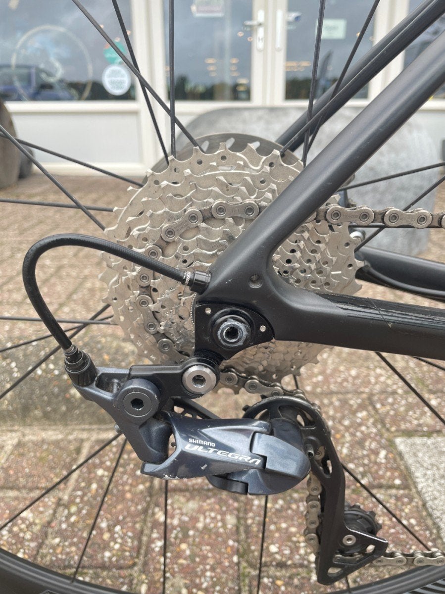 Defy Advanced Pro 2 M Gunmetal Black, Ophalen, 28 inch, Gebruikt, Carbon