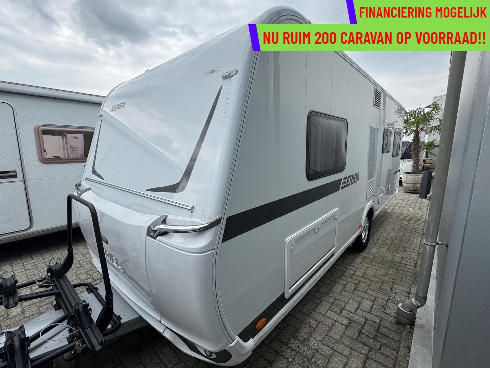 Eriba NOVA 540, V-BED, MOVER, CASS.LUIFEL, EP LEVEL, AIRCO, Caravans en Kamperen, Caravans, Rondzit, 7 tot 8 meter, Bedrijf, Hordeur