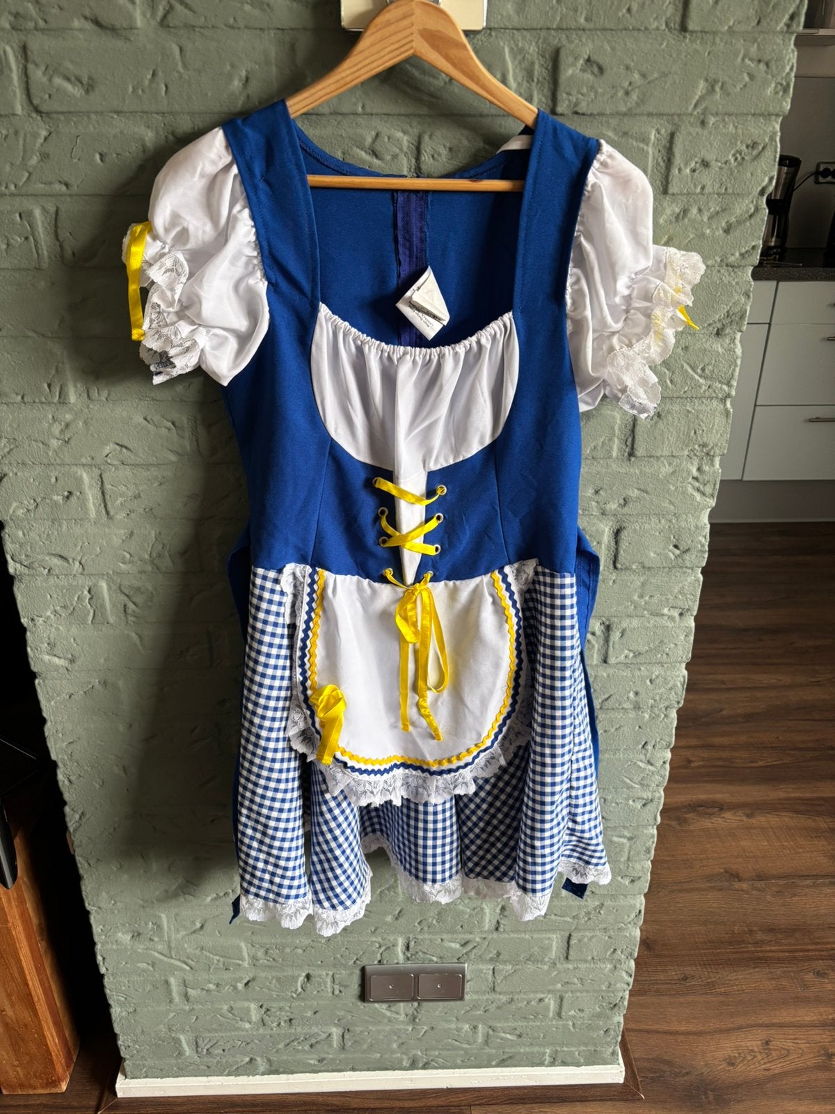 Tiroler jurkje, Kleding | Dames, Carnavalskleding en Feestkleding, Ophalen of Verzenden, Zo goed als nieuw, Maat 38/40 (M), Carnaval