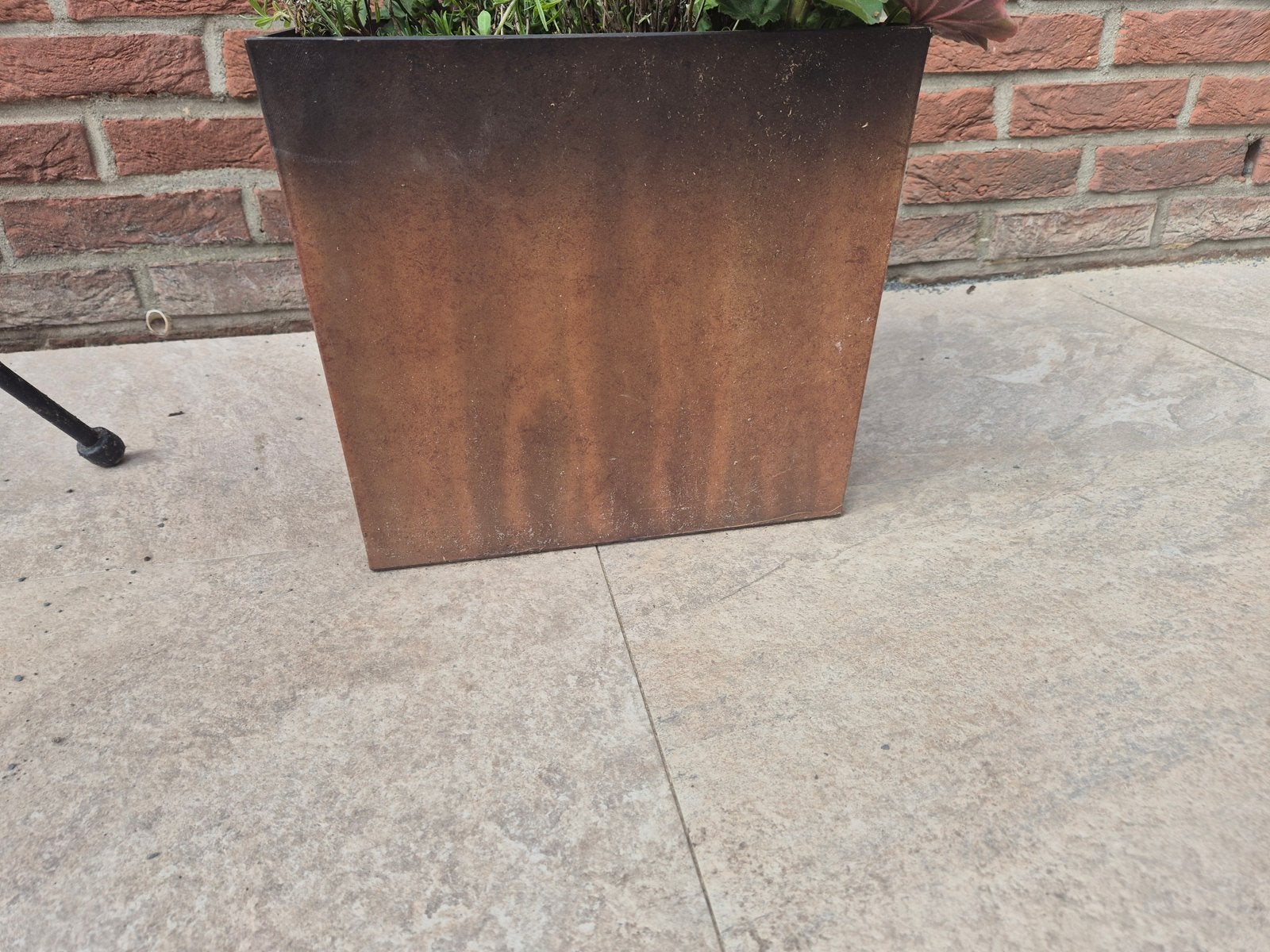 Roestkleurige kunststof plantenbak 30x30x28 cm, Ophalen, Kunststof, Gebruikt, Minder dan 60 cm