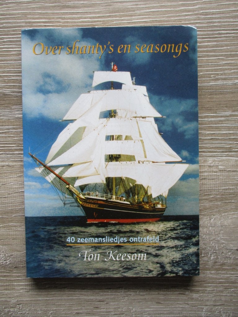 Over shanty's en seasongs; 40 zeemansliedjes ontrafeld - T, Boeken, Ophalen of Verzenden, Gelezen, Artiest