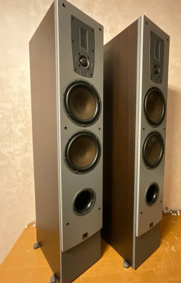 DALI Ikon 6 Top klasse Hi-Fi luidsprekers Bruin Donkerbruin, Ophalen of Verzenden, Zo goed als nieuw, Dali