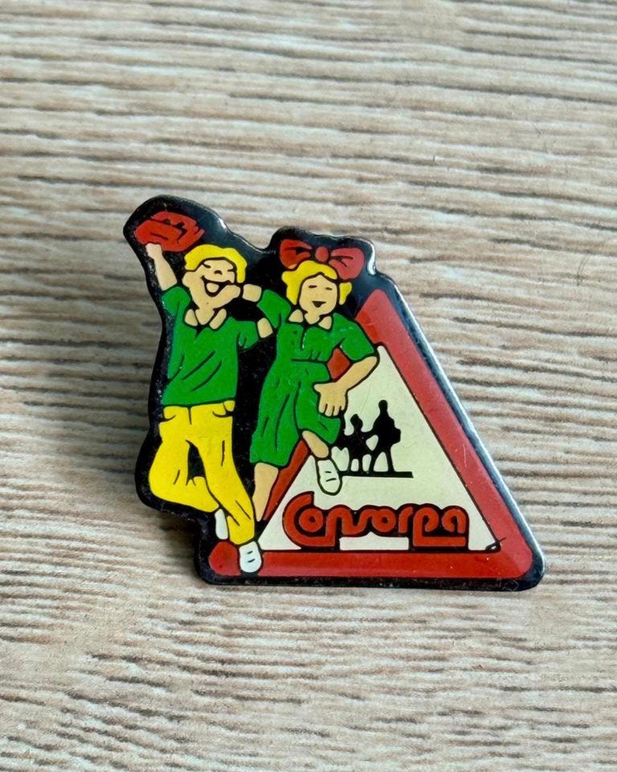 Vintage Pin, Verzamelen, Speldjes, Pins en Buttons, Ophalen of Verzenden, Gebruikt, Overige onderwerpen, Speldje of Pin