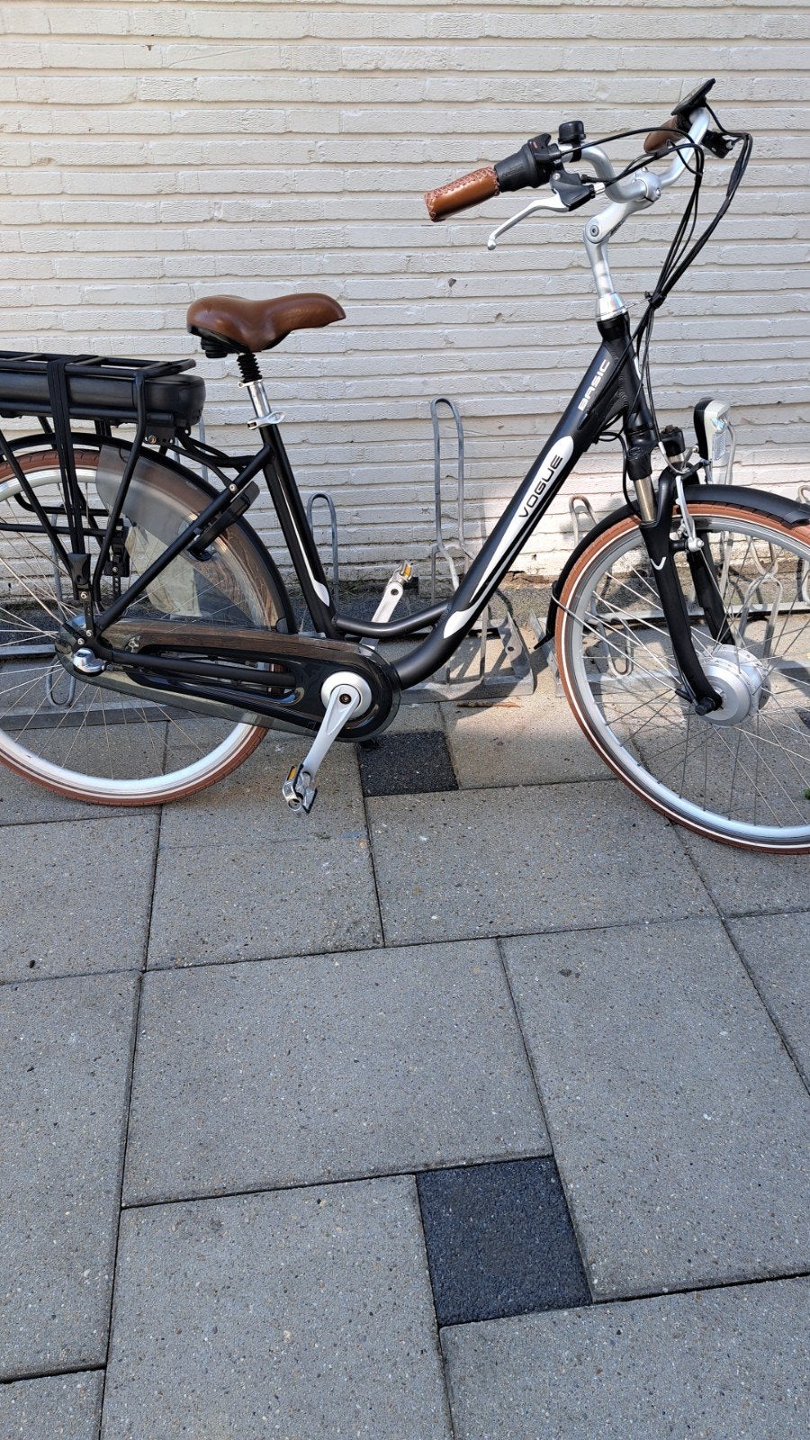 Vogue Basic E-bike - Zwart met bruine accenten, Overige merken, Gebruikt, Ophalen of Verzenden, 51 tot 55 cm