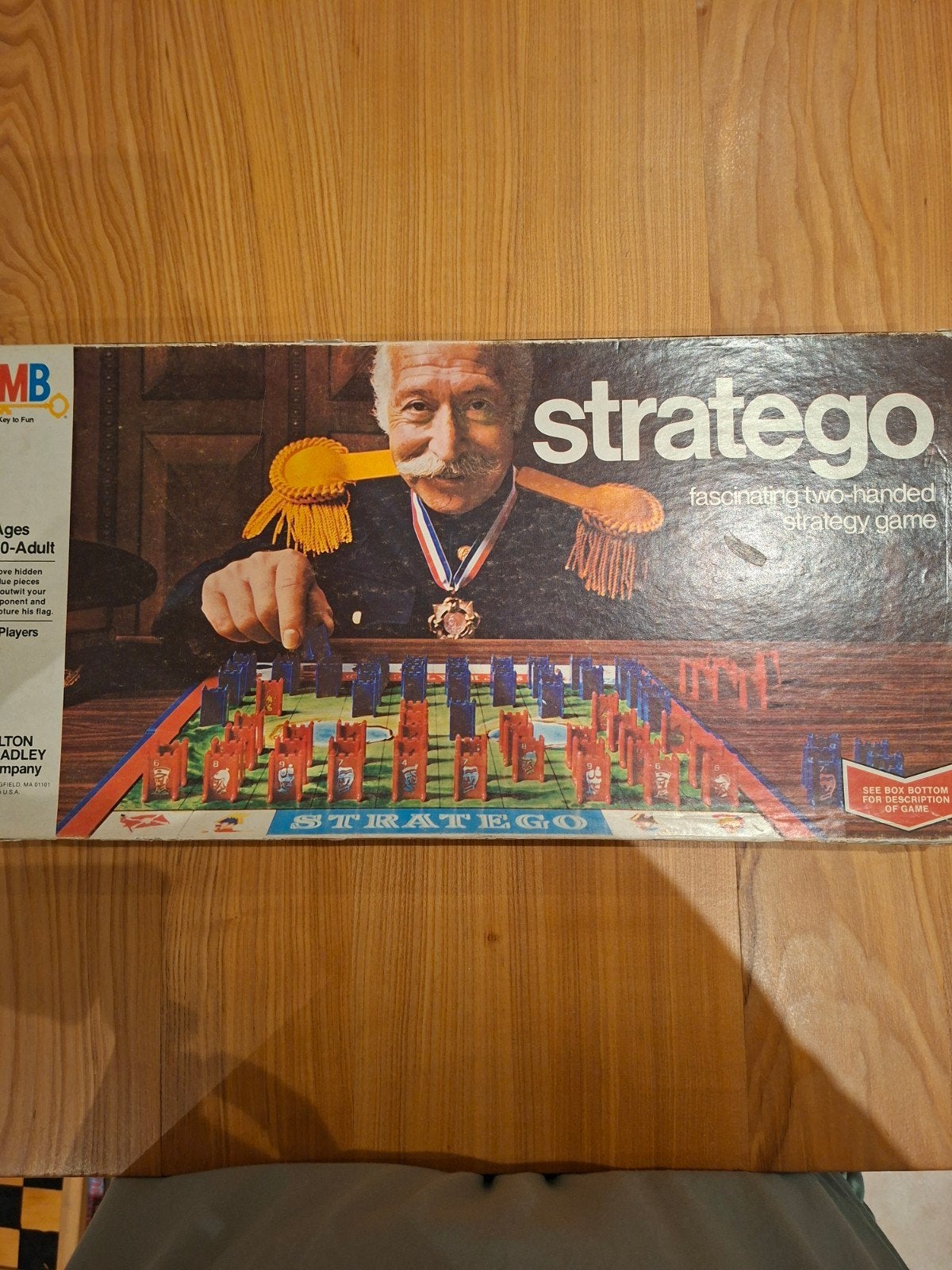 Stratego bordspel - Origineel uit 1975, Een of twee spelers, Ophalen of Verzenden, Gebruikt, Milton Bradley Company