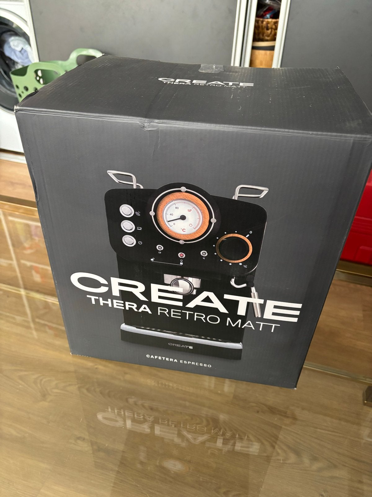 CREATE Thera Retro Matt Espressomachine - Nieuw in doos, Ophalen, Afneembaar waterreservoir, Espresso apparaat, Nieuw