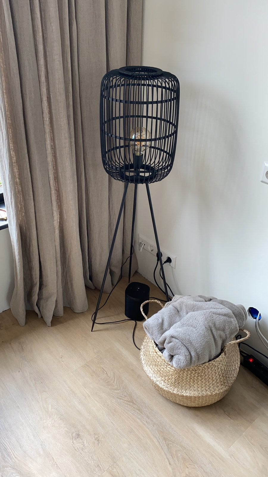 Vloerlamp Balan zwart Kwantum, Huis en Inrichting, Ophalen, 100 tot 150 cm, E27 (groot), Zo goed als nieuw