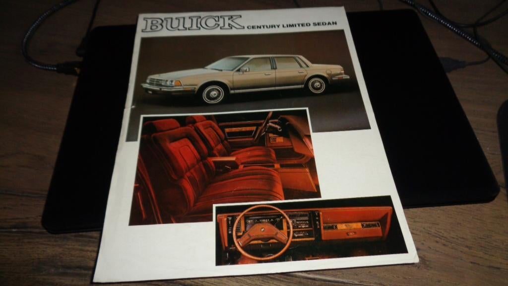 Folder BUICK CENTURY LIMITED SEDAN   1983, Verzenden, Gelezen, Overige merken