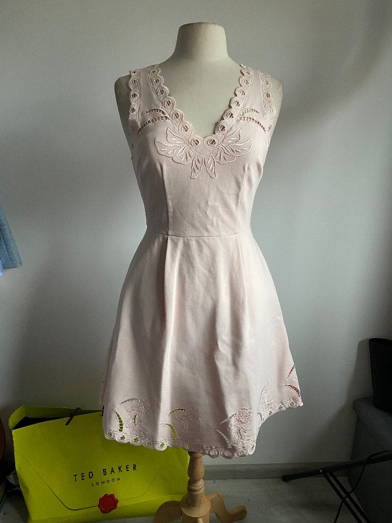 Ted Baker jurk maat 38, Maat 38/40 (M), Ophalen of Verzenden, Zo goed als nieuw, Roze