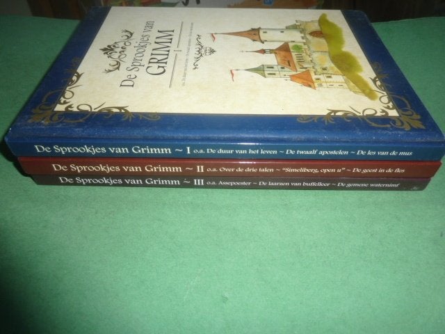 De Sprookjes van Grimm I, II en III Mooie hardcovers, Boeken, Ophalen of Verzenden, Zo goed als nieuw