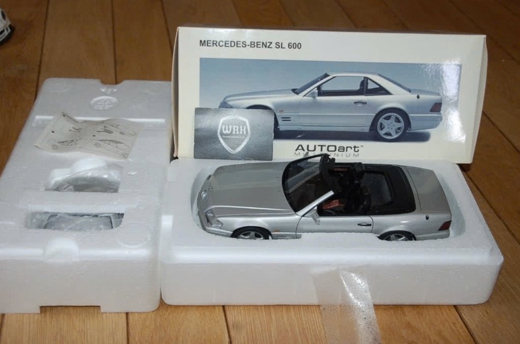 1:18 MERCEDES SL R129 silver Autoart 76231 RARE!! in box WRH, Hobby en Vrije tijd, Modelauto's | 1:18, Verzenden, Zo goed als nieuw